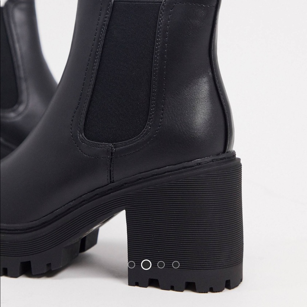 Heeled ankle boots - Picture 4 of 4